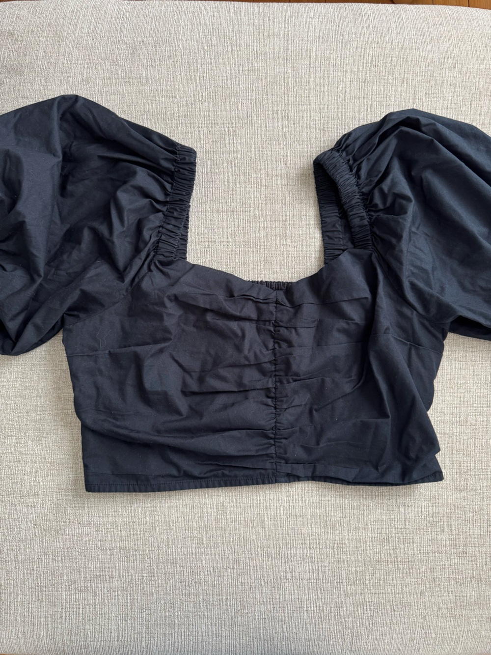 Abercrombie & Fitch Black Puff Sleeve Top